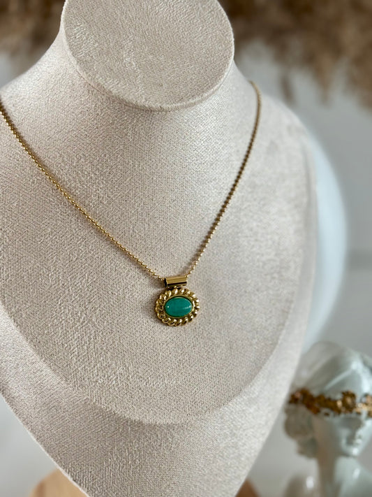 Green Stone Neckpiece