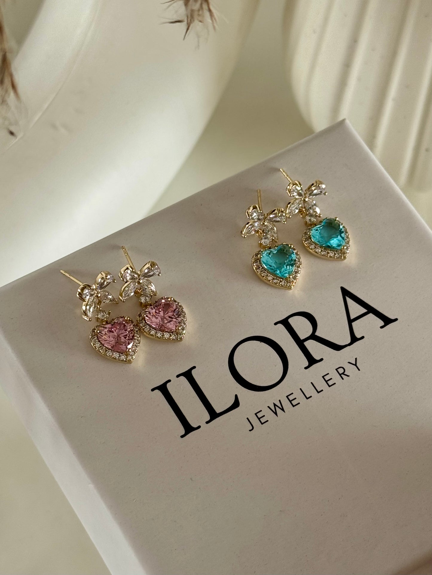 Kristal Studded Earrings
