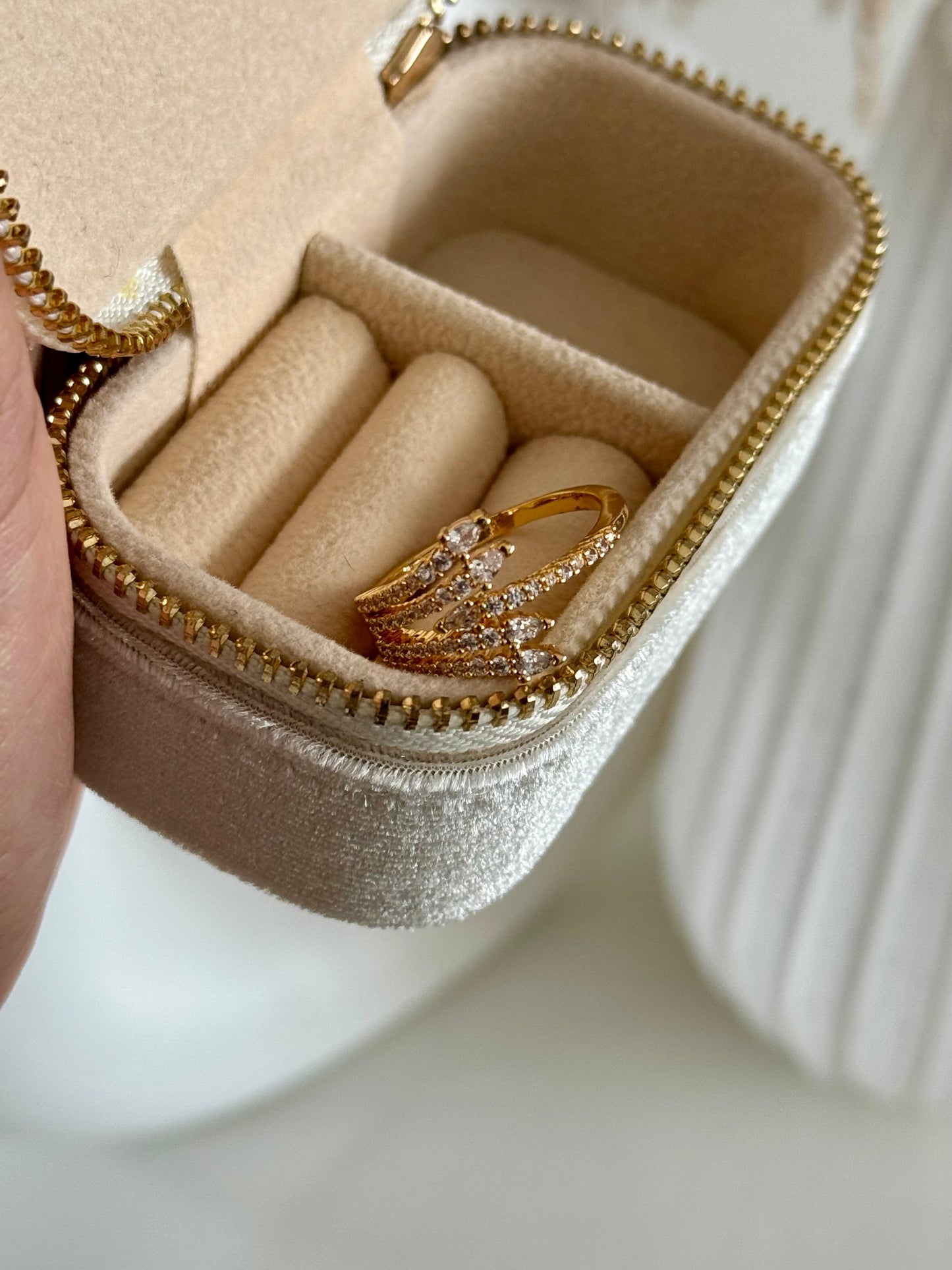 Claire Adjustable Ring