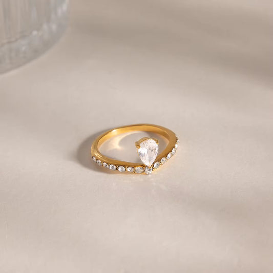 Damaris Ring