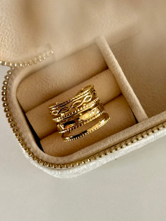 Lustre Layer Adjustable Ring