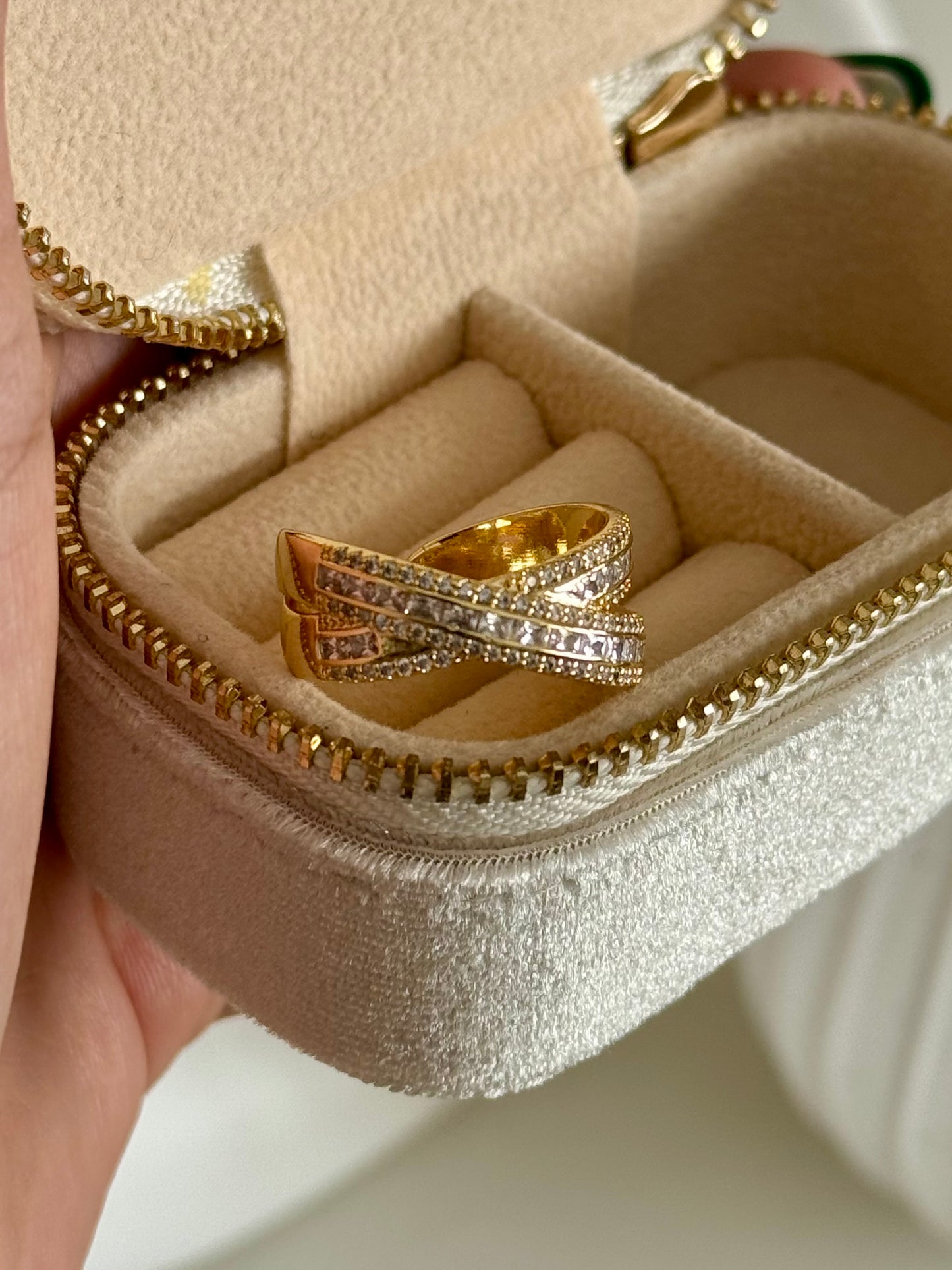 Clara Adjustable Ring