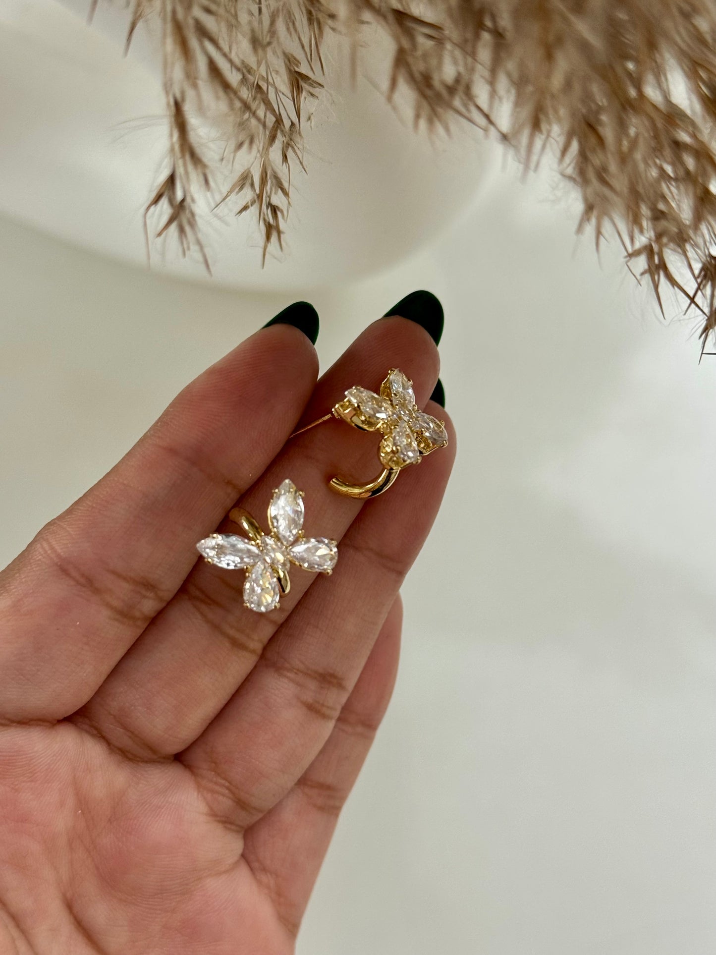Sara Earrings