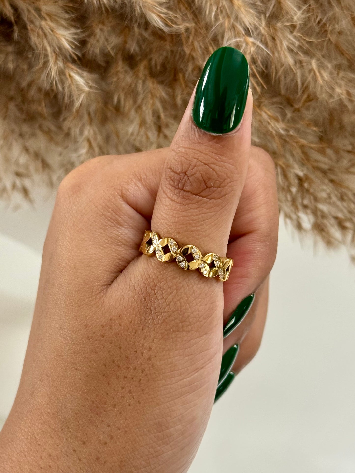 Iris Ring