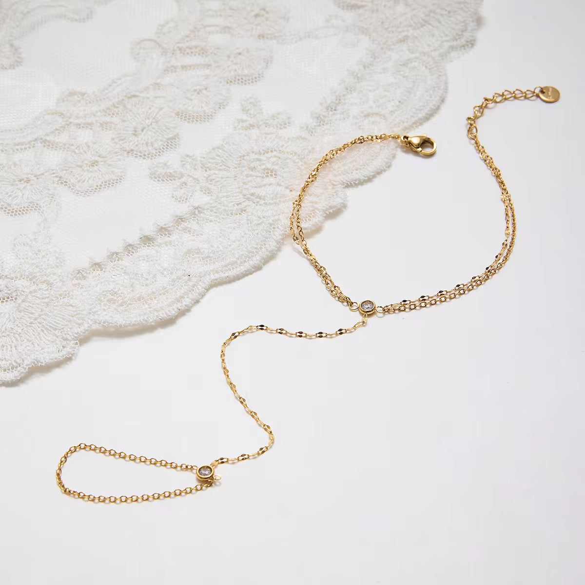 Yarae Handchain