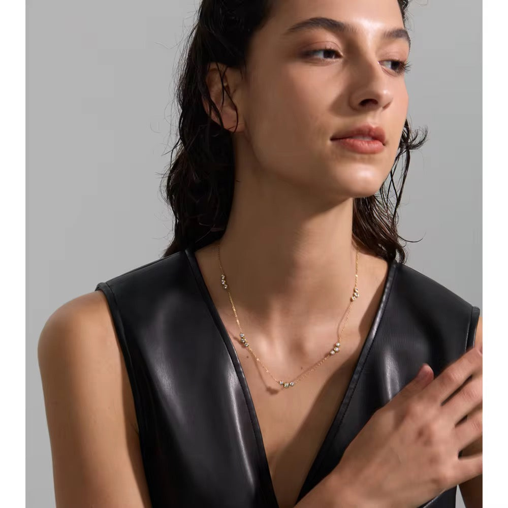 Evelina Neckpiece