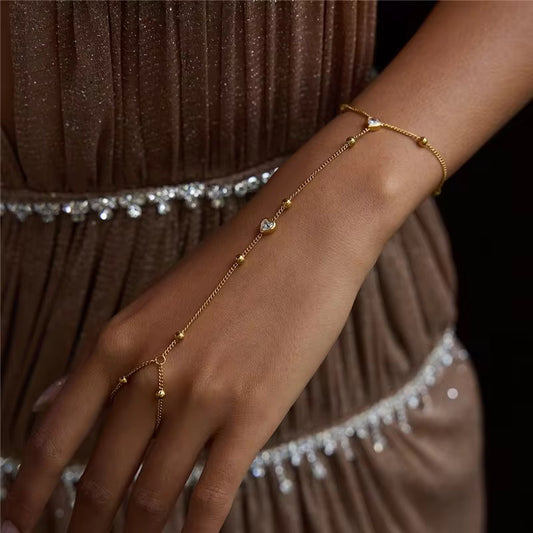 Bellamy Handchain