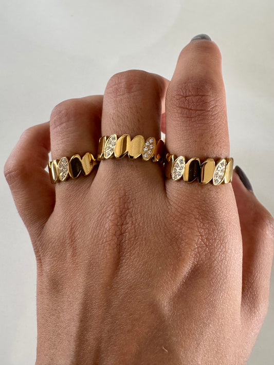 Junia Ring