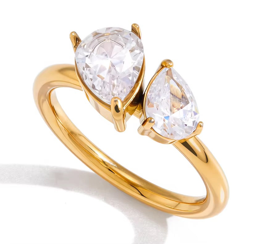Leora Ring
