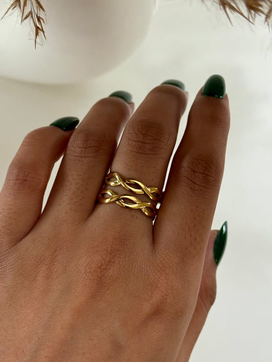 Anna Adjustable Ring