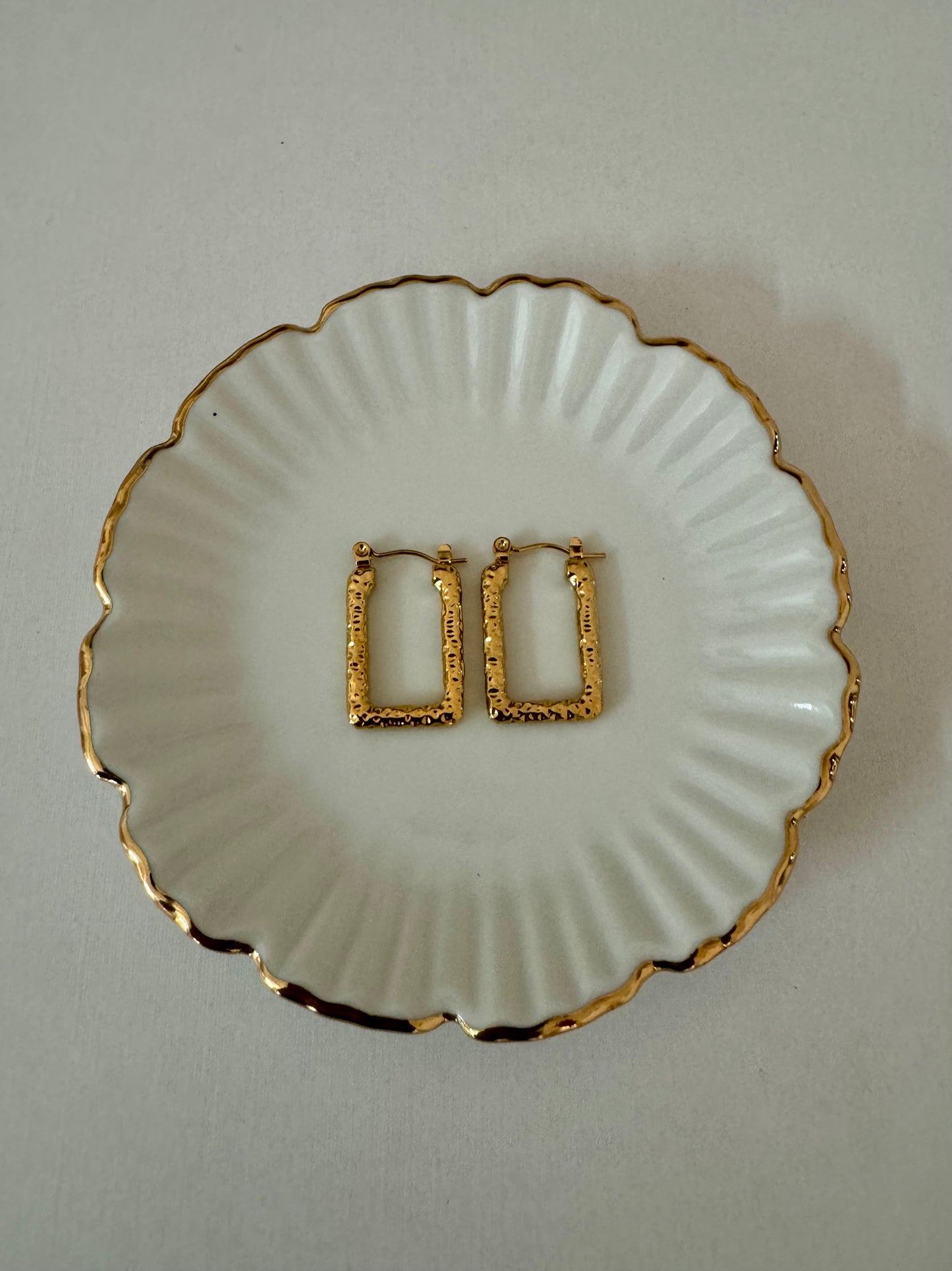 Thea Mini Hoops