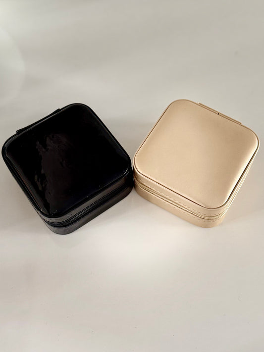 Shiny PU Leather Jewellery Organiser