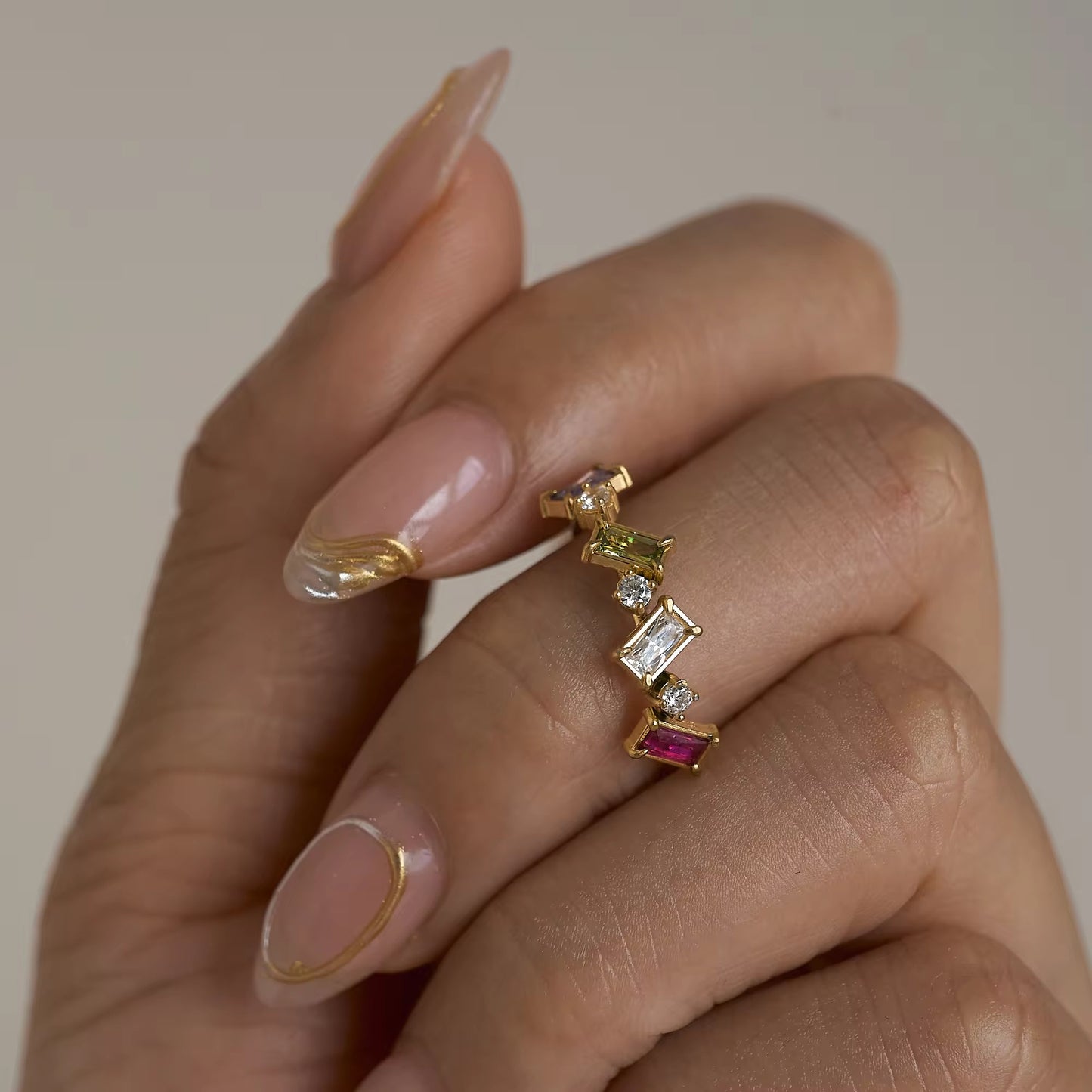 Vionie Ring