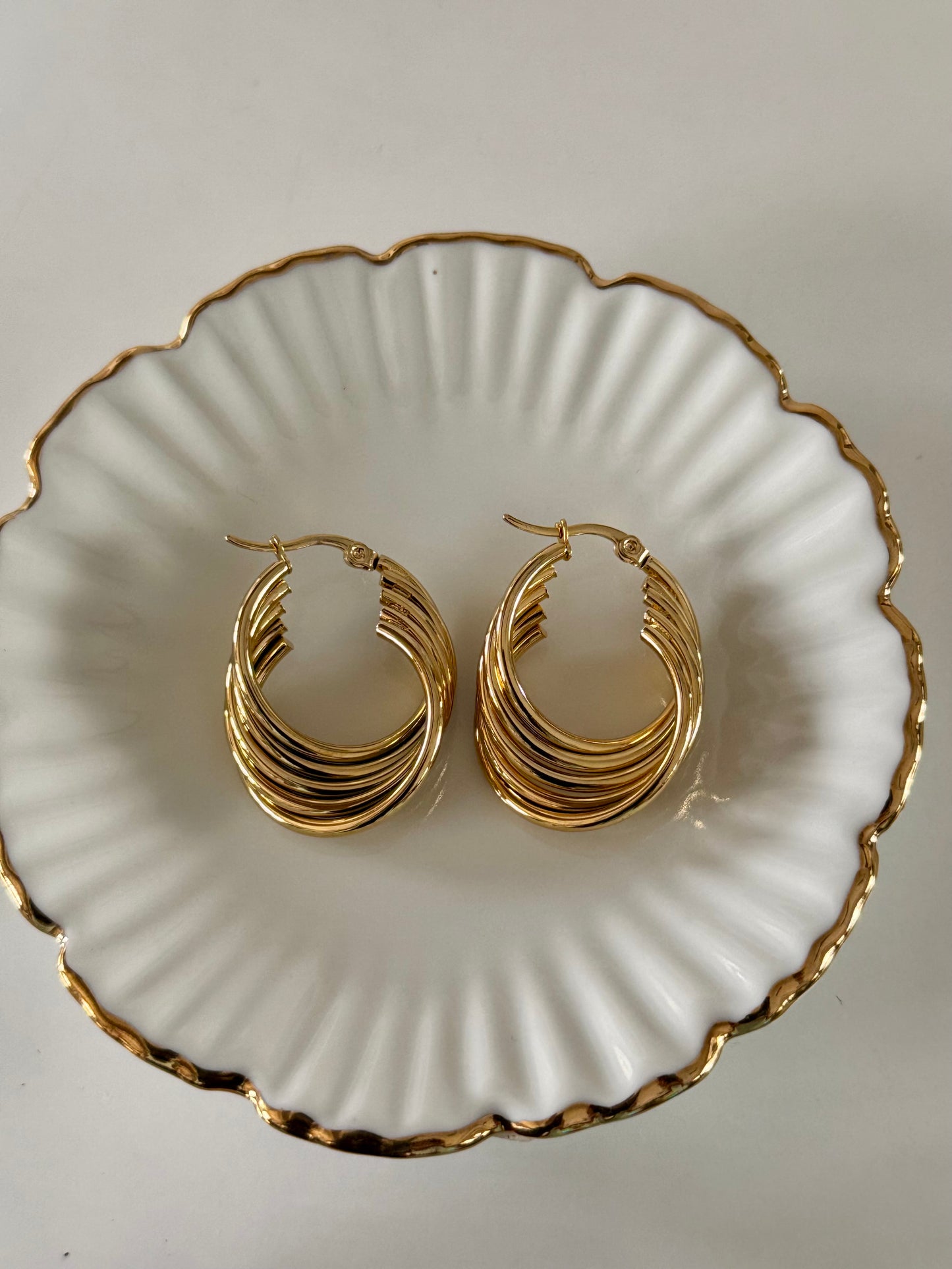 Soleil Hoops