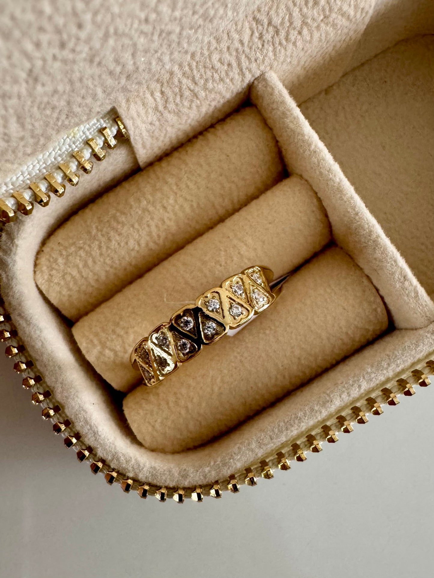 Veea Ring