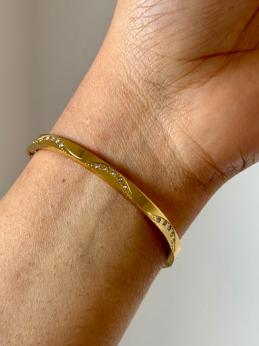 Velara Thin Wrist Kada