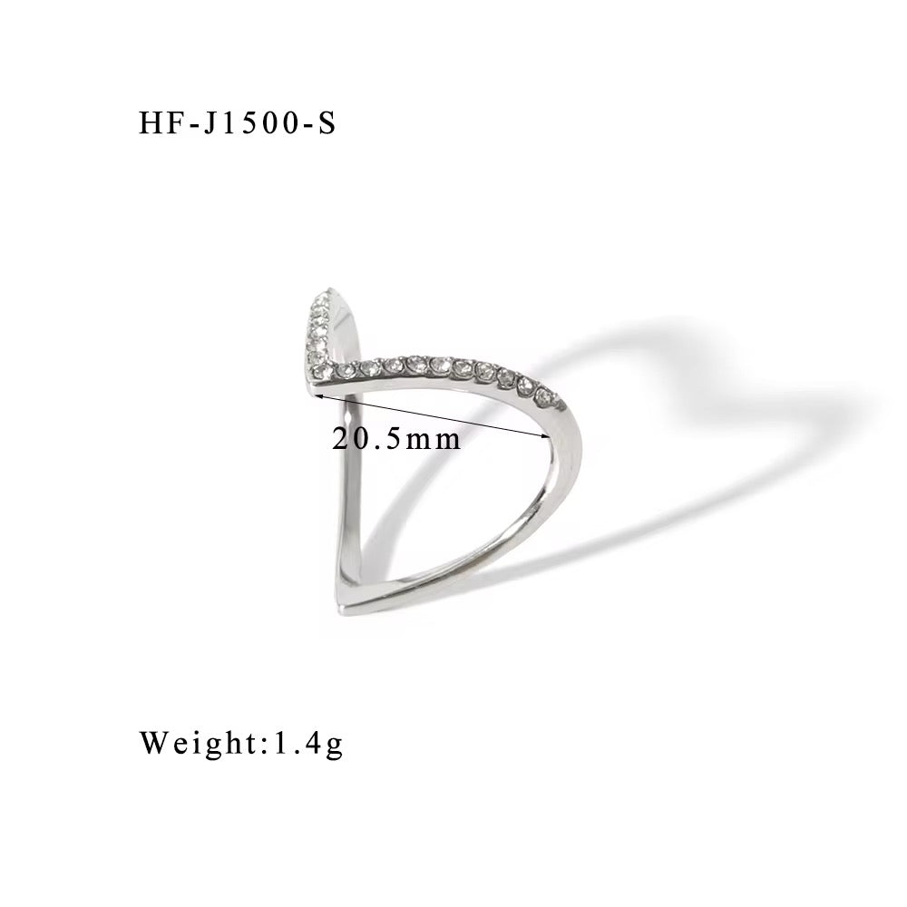 Enara Adjustable Ring