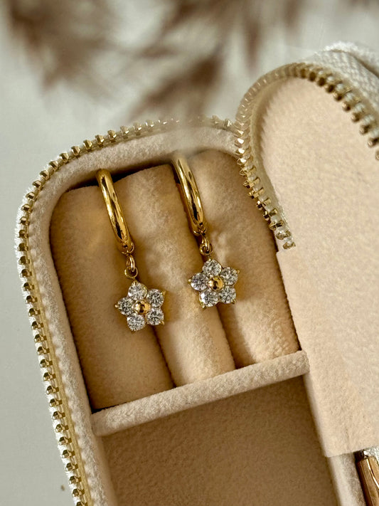 Vionie Earrings