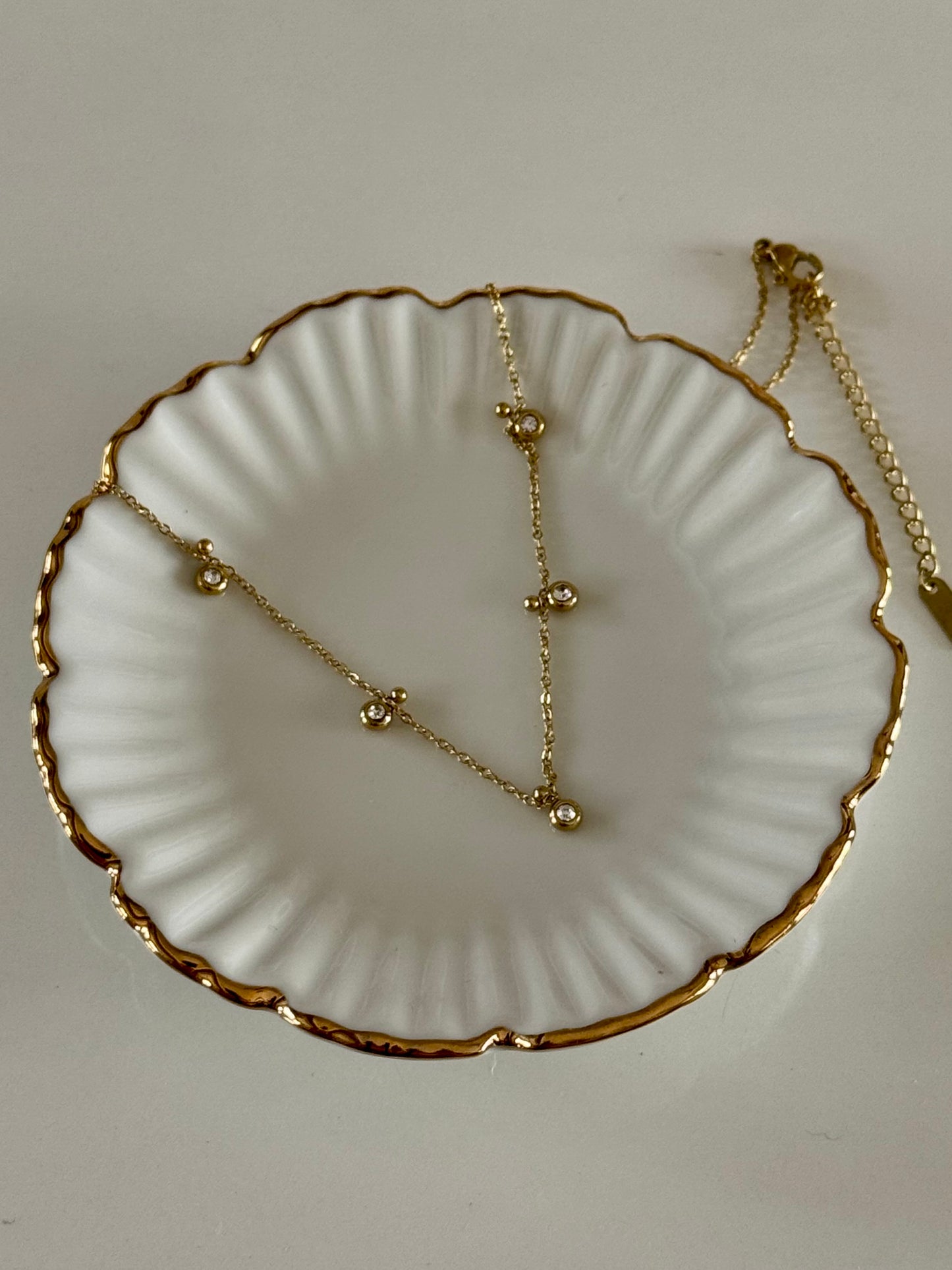 Evie Neckpiece