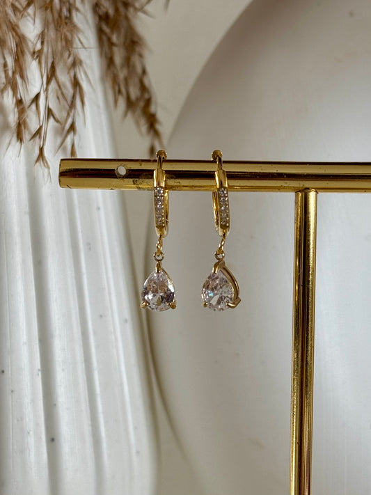 Lara Drop Earrings
