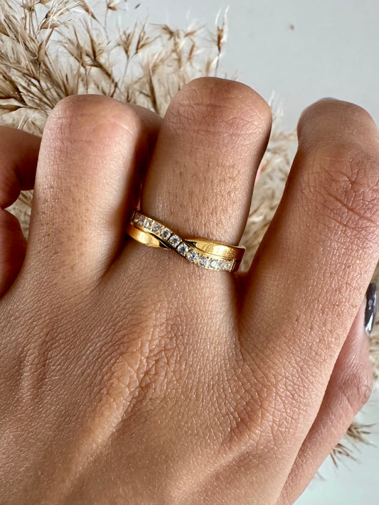 Octavia Ring