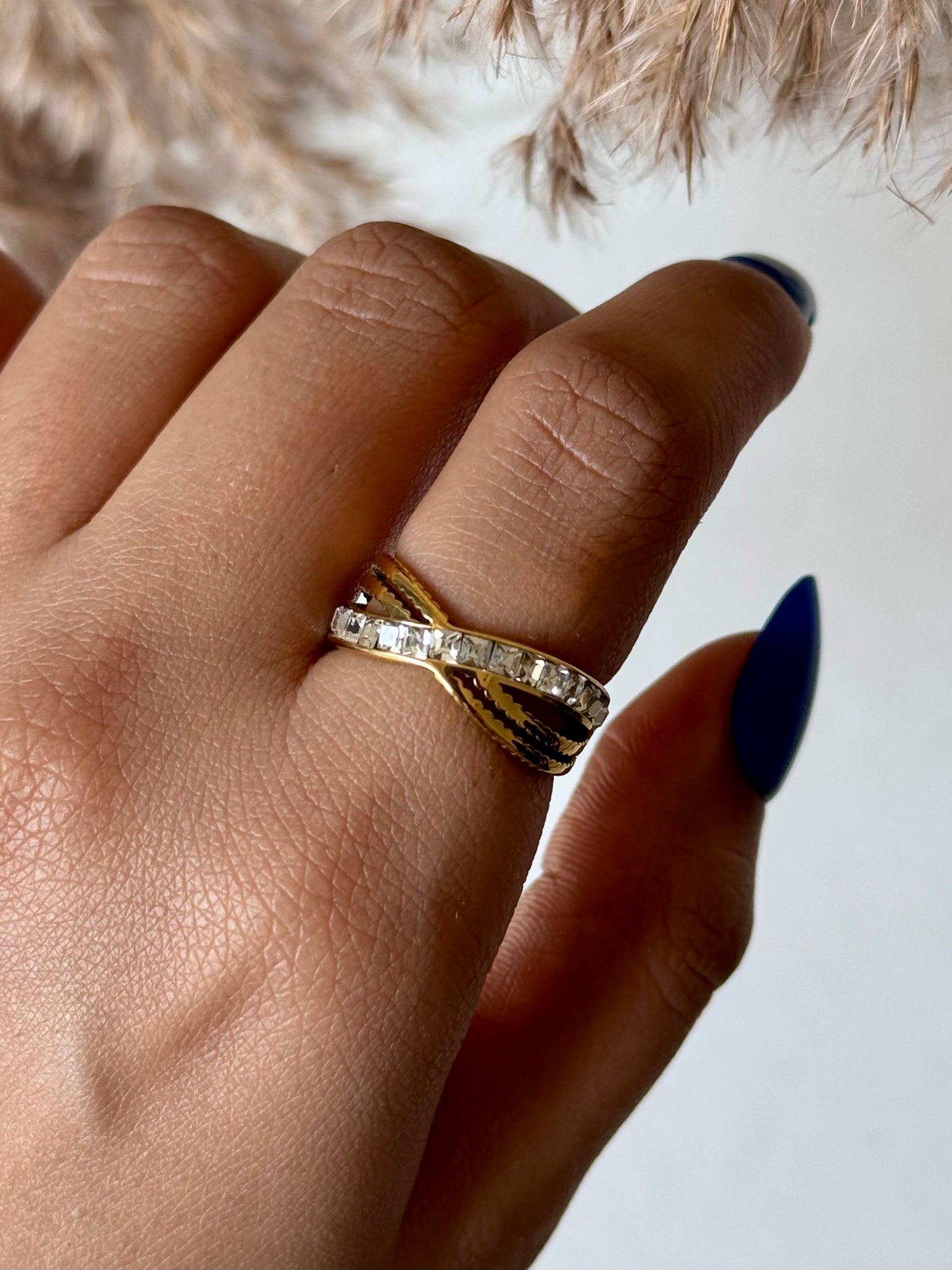 Clarissa Ring