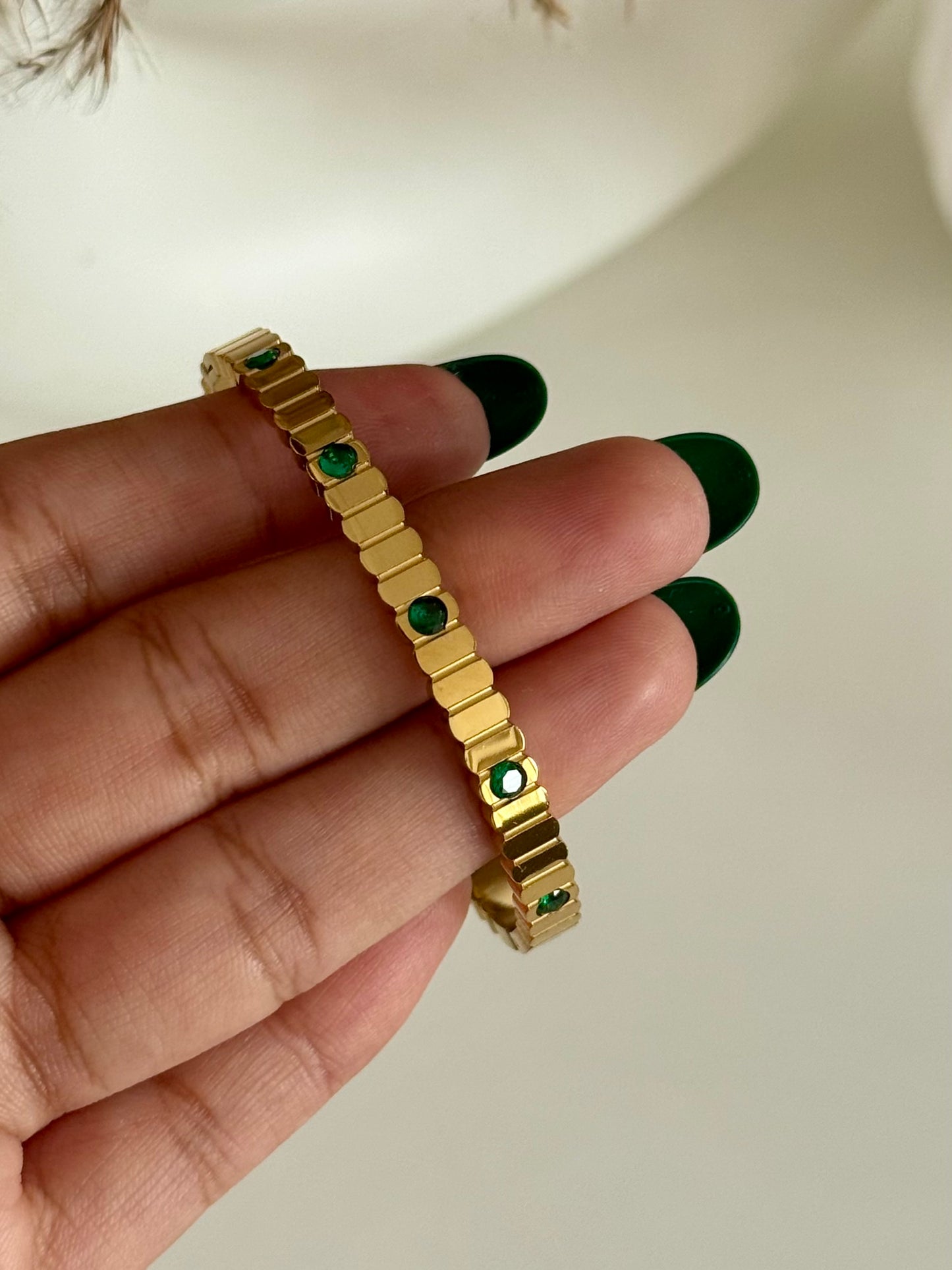 Green Emerald Thin Wrist Kada