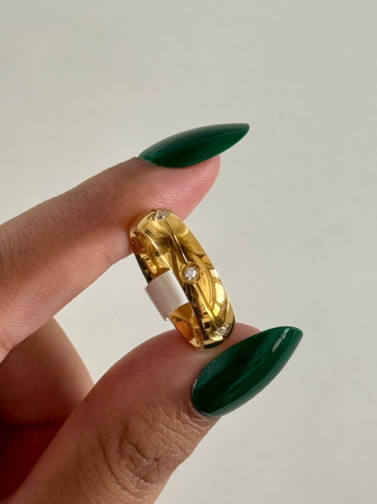 LuxeBar Ring