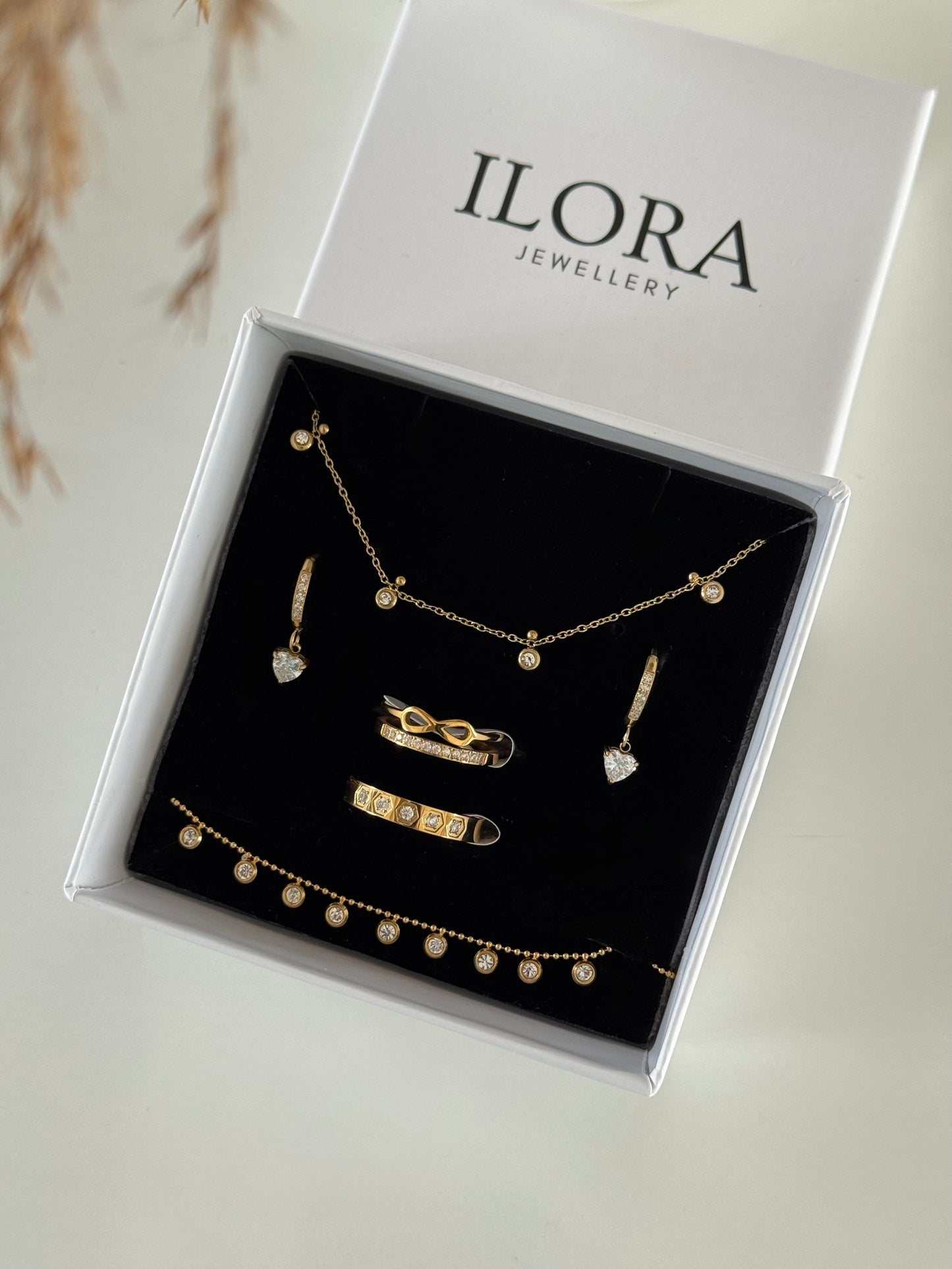 Ania Jewellery Set