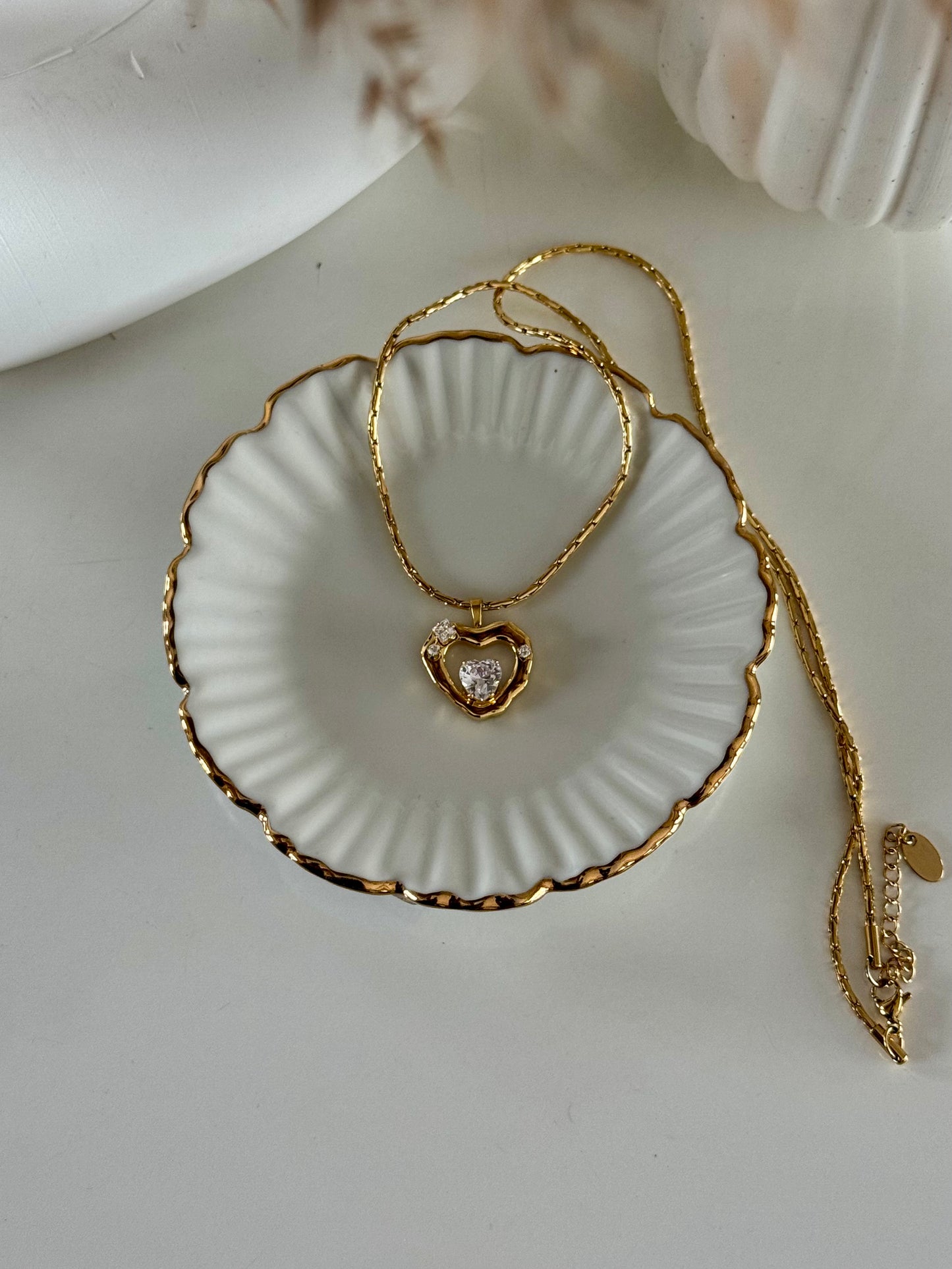 Seraphina Neckpiece