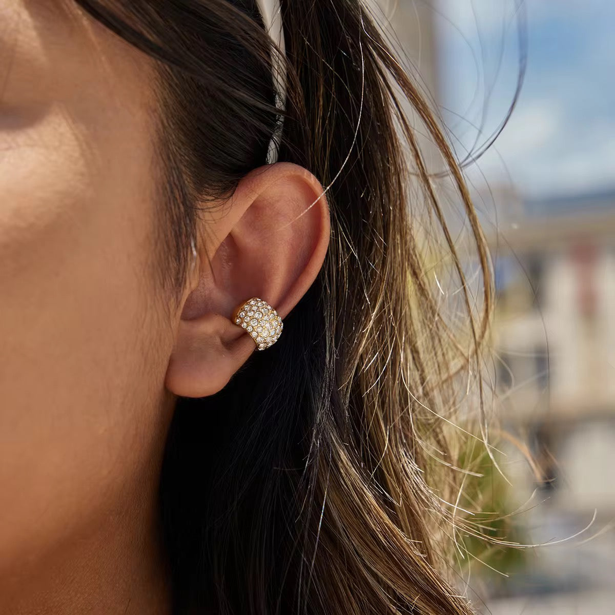 Aurora Glow Ear Cuff