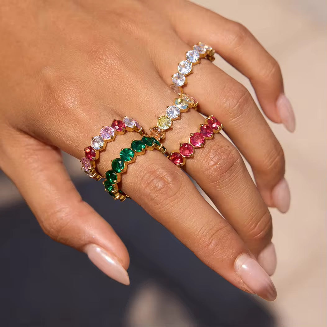 Eliana Ring