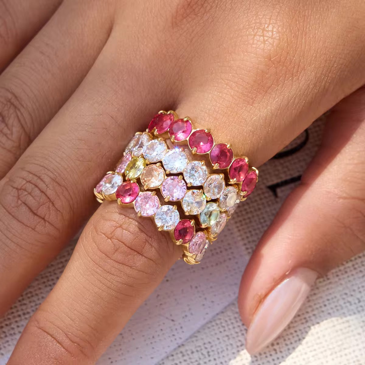 Eliana Ring