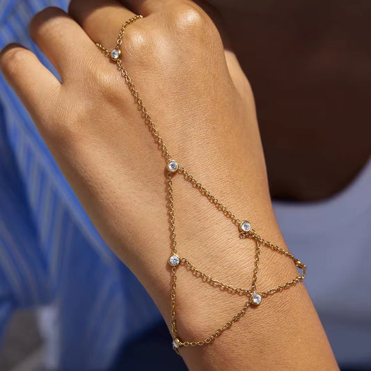 Marcella Handchain
