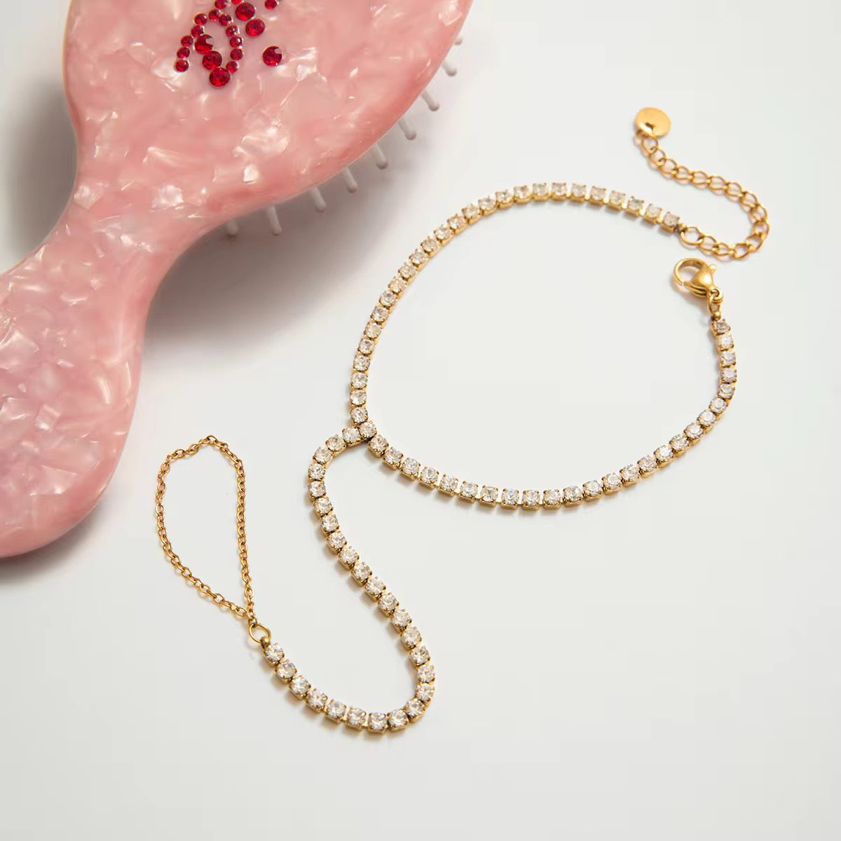 Brielle Handchain