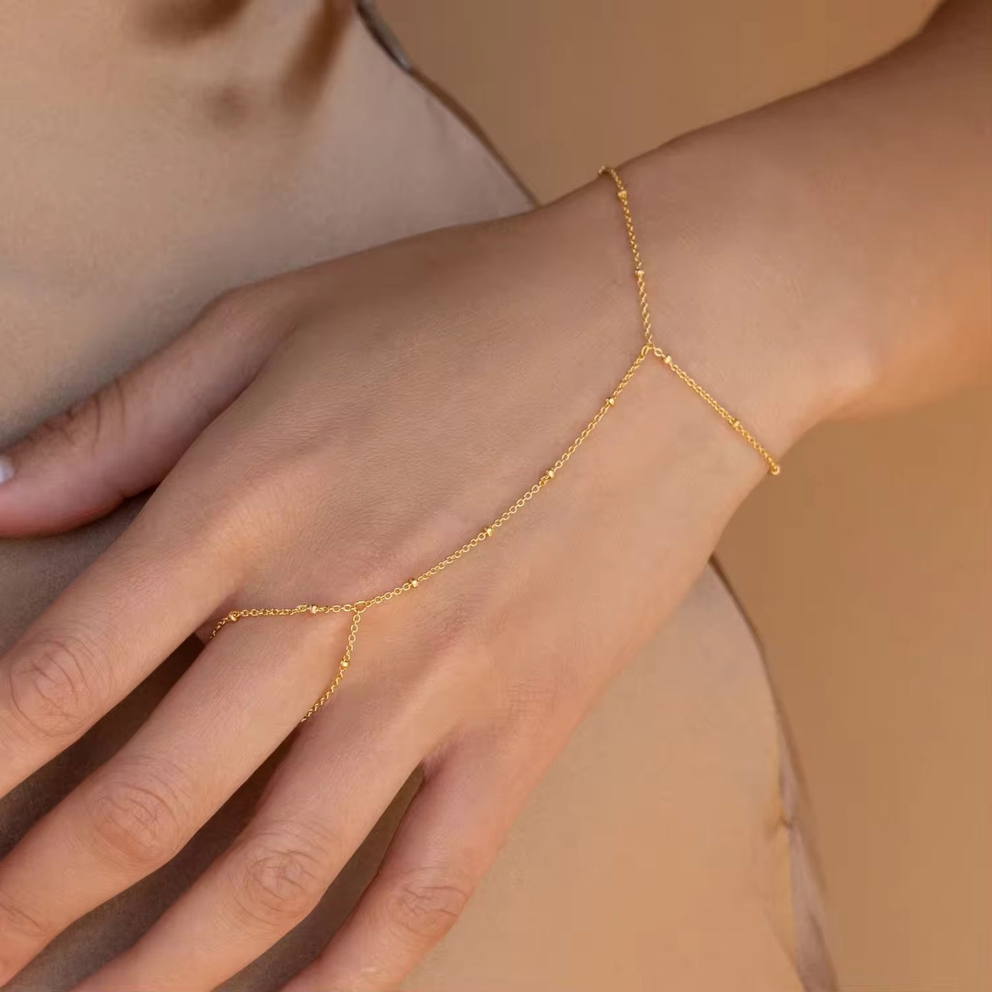 Minimal Handchain