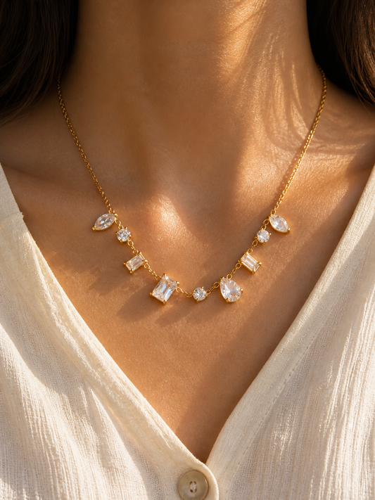 Aurilei Neckpiece - White