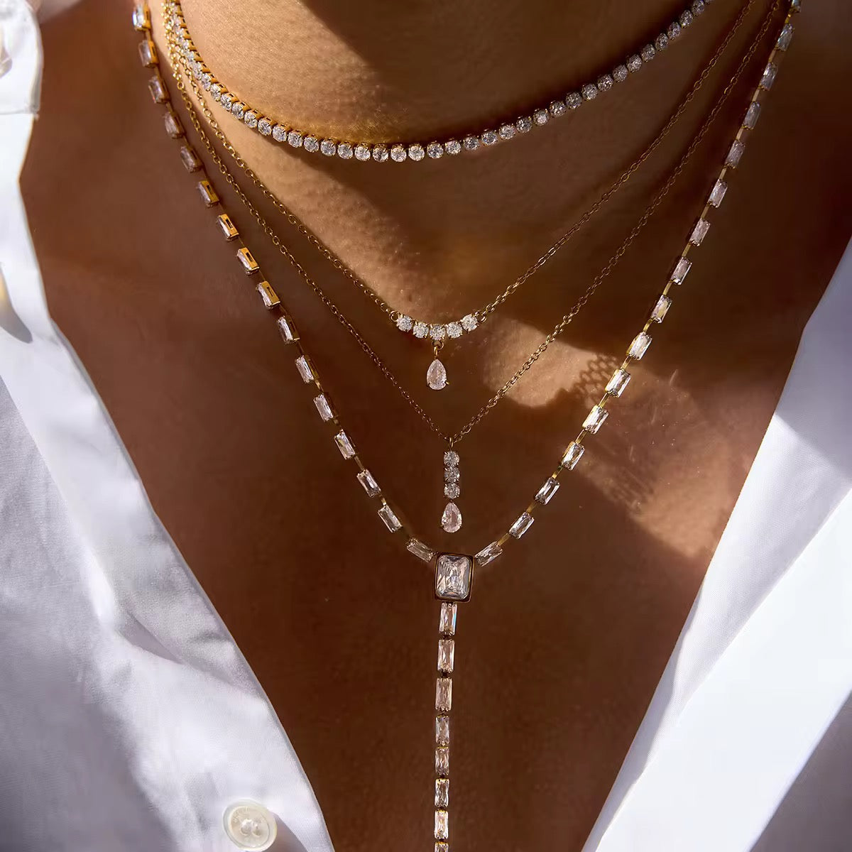 Lumera Neckpiece