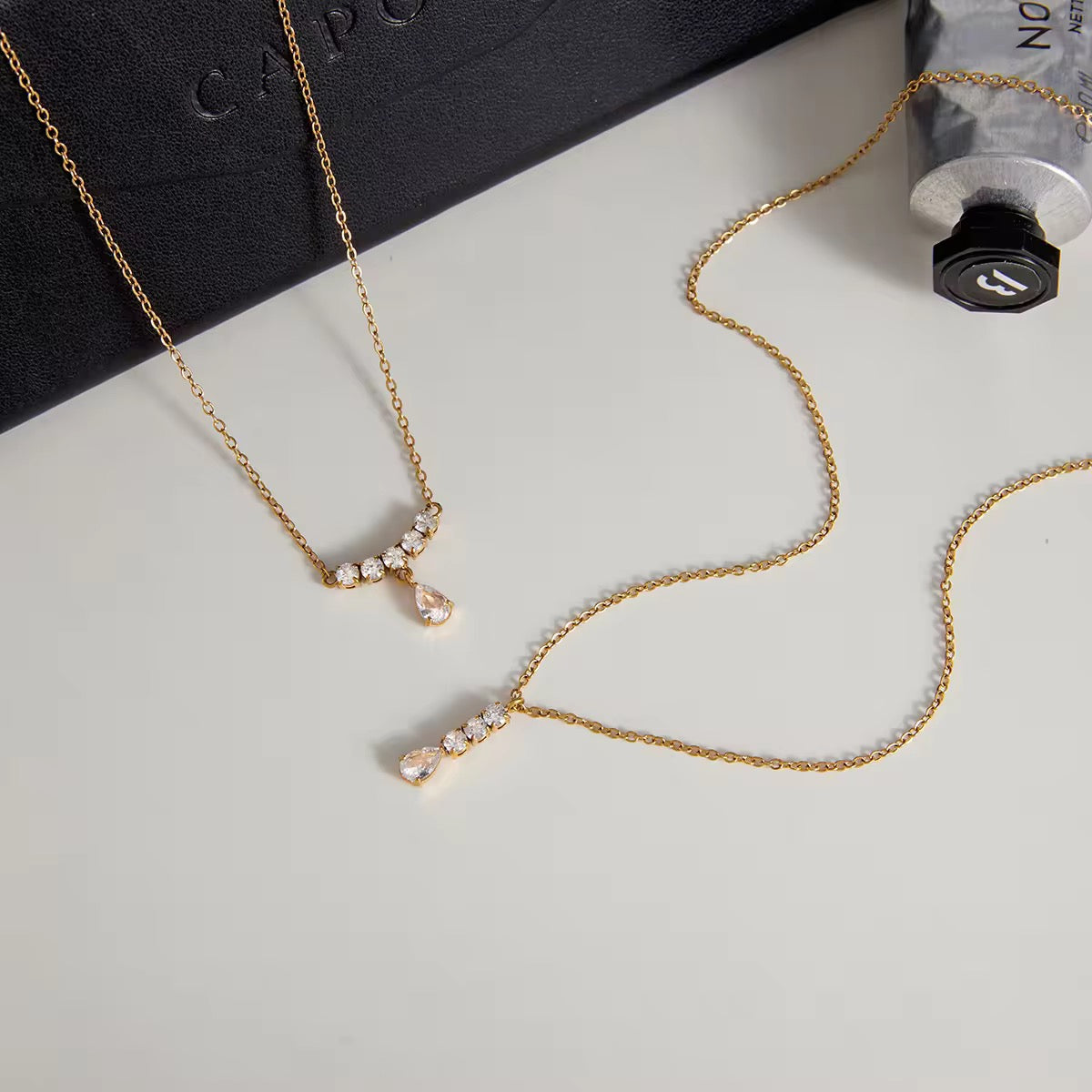 Felicity Neckpiece