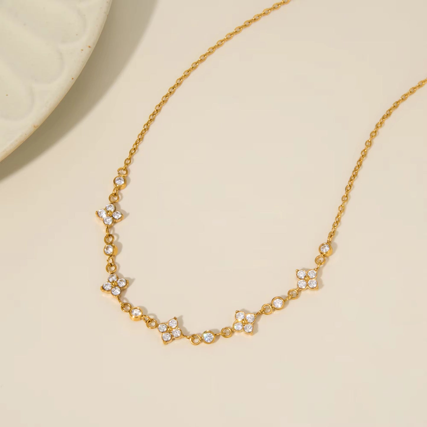 Florence Neckpiece