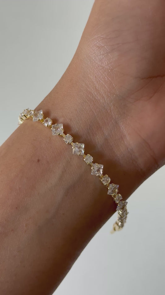 Bernice Loose Bracelet